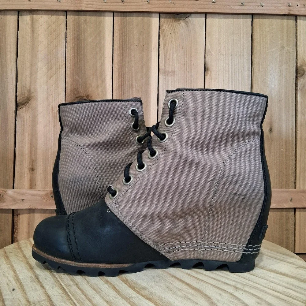 Sorel PDX Wedge Boots Womens 9 Beige Canvas Leather Lace Up‎ Ankle Booties